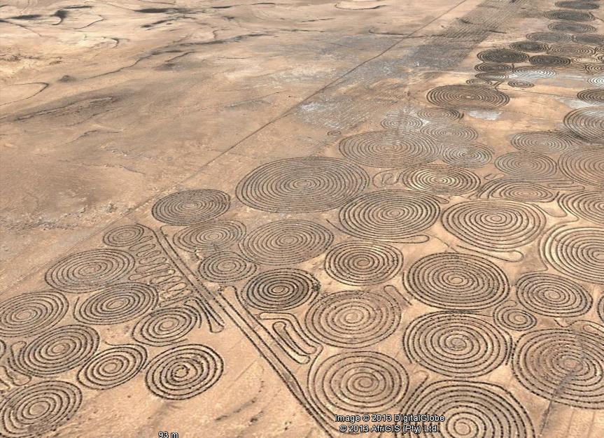 Navegando en Google Earth arquéologo amateur descubre estas insólitas espirales en desierto de Sudáfrica