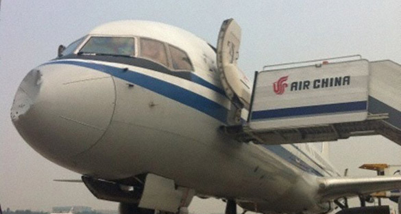 OVNI es sospechoso de causar daño en nariz de avión en China