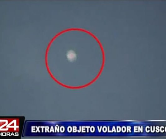 Objeto luminoso desconocido captado sobre Cusco