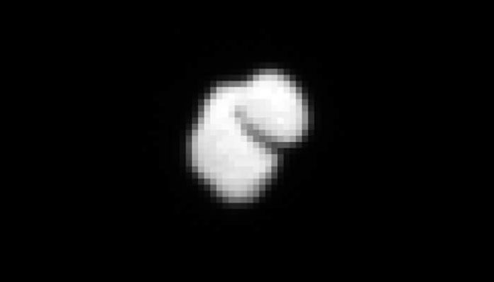 Cometa 67P/CG el 14 de julio 2014 - vista procesada. Créditos: ESA / Rosetta / MPS para OSIRIS equipo MPS / UPD / LAM / IAA / SSO / INTA / UPM / DASP / IDA