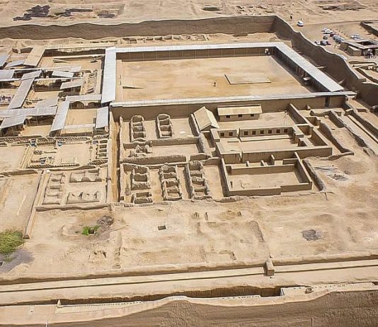 Chan Chan: La ciudadela chimú vista desde el aire