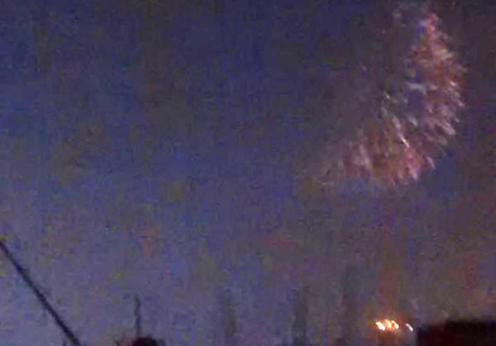 04 de agosto de 2014 • 23:17 • actualizado a las 00:11 Fuegos artificiales habrían causado fuertes sonidos en Lima