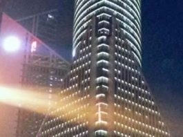 Actualización: El supuesto OVNI en Shanghái, China, era una torreta de luz
