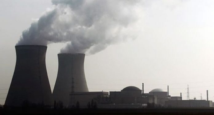 Francia estaría en estado de alerta debido a presencia de OVNIs en planta nucleares