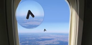 estigo reporta avistamiento de OVNI con forma de boomerang desde un vuelo en Brasil.