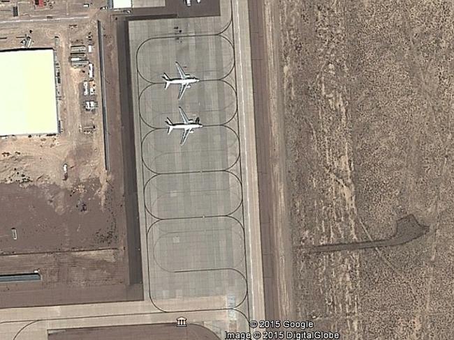 Aviones de Janet Airlines vistos en el Área 51. 