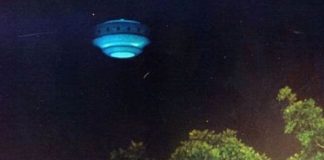 ¿Es esta una fotografía real de un OVNI sobre Florida?