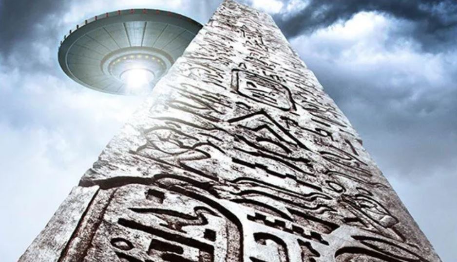¿Podrían ser los OVNIs manipulados por una avanzada civilización antigua oculta en la Tierra?